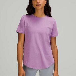 Lululemon Love Crew Tee Women's 2/4